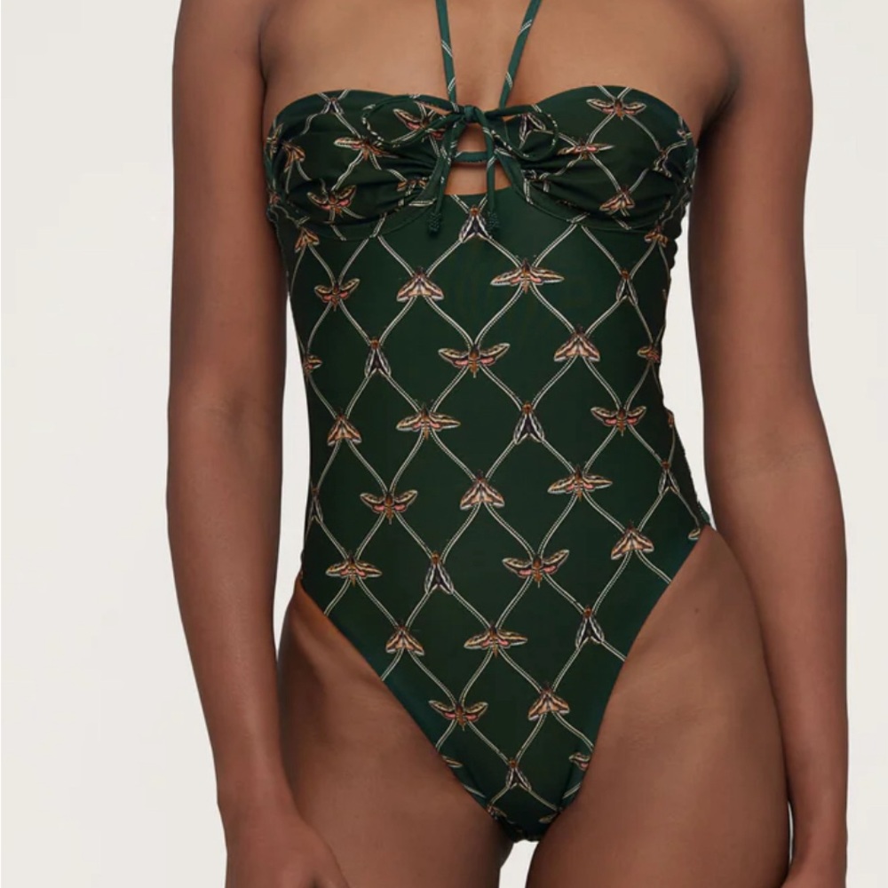Brand new with tags, never worn.